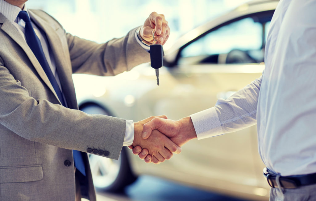 車を売るときの自賠責保険や任意保険などの保険について